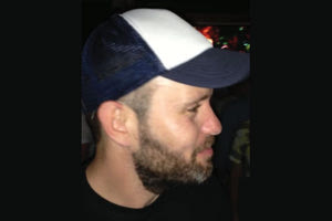 Θάνος Περβολαράκης