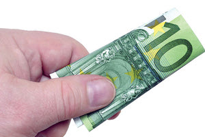 Δεύτερη ευκαιρία για όσους… ξέχασαν να δηλώσουν εισοδήματα