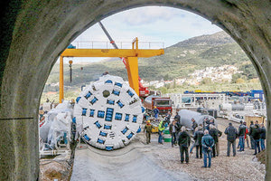Ούτε βήμα πίσω για τον… μετροπόντικα