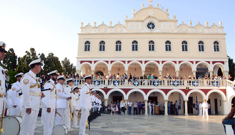 Επίκεντρο των εκδηλώσεων η Τήνος