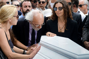 ΤΟ ΣΠΑΡΑΚΤΙΚΟ “ΑΝΤΙΟ” ΤΟΥ ΑΛ. ΛΥΚΟΥΡΕΖΟΥ ΣΤΗΝ ΚΗΔΕΙΑ ΤΗΣ ΖΩΗΣ ΛΑΣΚΑΡΗ