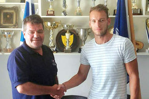 Ο Ετόφ με τον γενικό αρχηγό του Ηροδότου κ. Μουρτζάκη