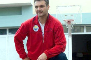 ο γυμναστής Χρήστος Γκιουζέλης