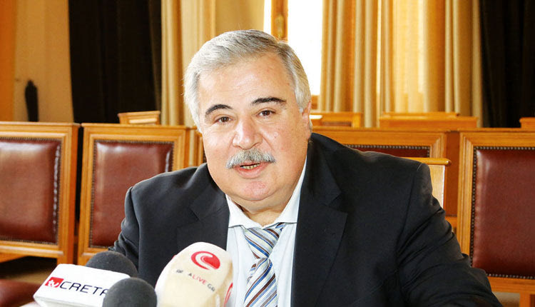 Ο αντιδήμαρχος, Γ.Καραντινός