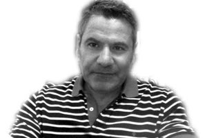 Κώστας Μπογδανίδης