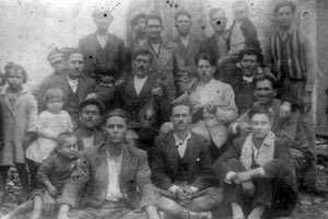 Οι μερακλήδες το 1932 στη Χερσόνησο