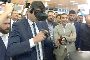 Ο πρωθυπουργός, κ. Αλέξης Τσίπρας, ενημερώθηκε για το λογισμικό εικονική́ς πραγματικότητας του ΙΤΕ στη ΔΕΘ για την εκπαίδευση χειρουργών