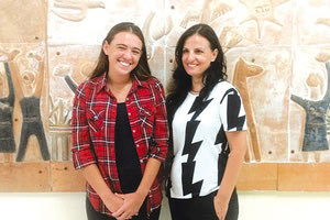 Η Έρη Κότση με την καθηγήτριά της κ. Κλειώ Χρηστάκη