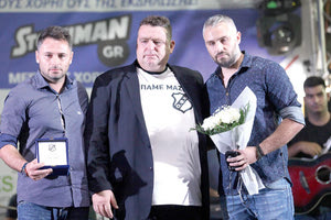 Ο Φώτης Τσάλος με τους Μάνο και Μηνά Παπαδάκη