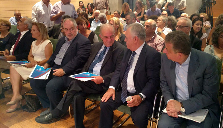 ΑΝΑΠΤΥΞΙΑΚΟ ΣΥΝΕΔΡΙΟ ΚΡΗΤΗΣ: Ο κ. Λαμπρινός με τους κ.κ. Φωτάκη, Δραγασάκη και Αρναουτάκη 