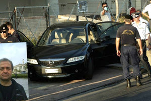 απολογία του 49χρονου πατέρα του Θοδωρή Γαλαζούλα, ο οποίος κατηγορείται για τη δολοφονία του 60χρονου Μανούσου Ριτζάκη