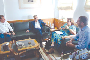 ο Αρναουτάκης με τον Κασίμη