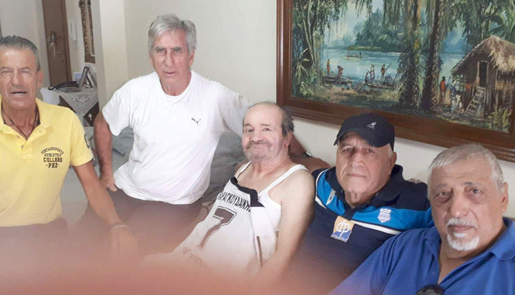 η κίνηση του συλλόγου παλαιμάχων του ΟΦΗ να επισκεφθούν τον παλιό άσο της ομάδας,  Μάρκο Μαραγκουδάκη 