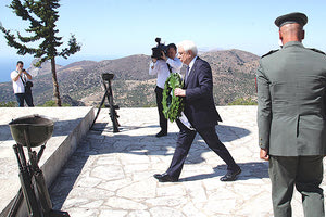 Ο ΠΡΟΕΔΡΟΣ ΤΗΣ ΔΗΜΟΚΡΑΤΙΑΣ ΣΤΗ ΒΙΑΝΝΟ