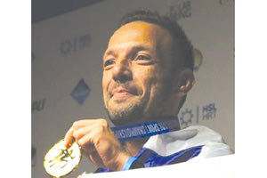 αιμοκαθαιρόμενος αθλητής Μάριος Μαρκόπουλος