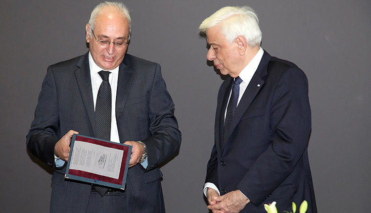 ο Δήμος Βιάννου απένειμε στον Πρόεδρο της Δημοκρατίας τον τίτλο του επίτιμου δημότη της περιοχής