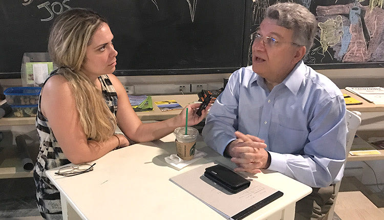  ο Κρητικός (με καταγωγή από τις Αρχάνες) καθηγητής του Πανεπιστημίου Harvard, δρ Πέτρος Κουτράκης με την Κατερίνα Μυλωνά