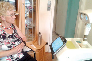 Ένα... χόμπιτ στην υπηρεσία των ηλικιωμένων