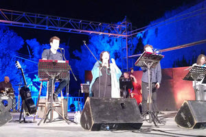 η Μαρία Φαραντούρη