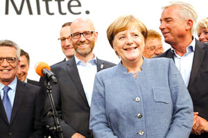 ΓΕΡΜΑΝΙΚΕΣ ΕΚΛΟΓΕΣ: Κέρδισε αλλά είναι αποδυναμωμένη η Μέρκελ, που ψάχνει κυβερνητικούς εταίρους