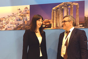 η υπουργός Έλενα Κουντουρά.