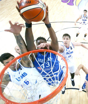 Ο Θανάσης Αντετοκούνμπο 