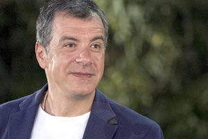 Ο Σταύρος Θεοδωράκης