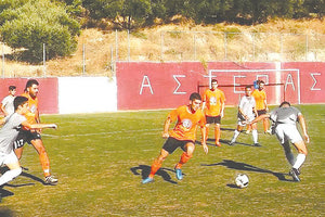 Φάση από το φιλικό του ΟΦΗ ‘94 με την Τριτωνία