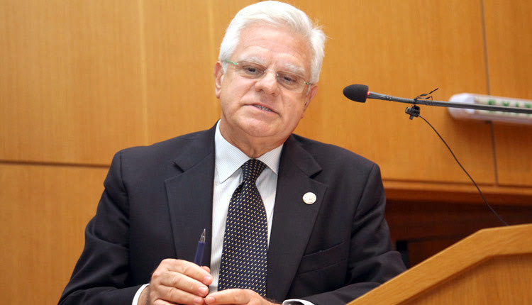 Ο πρύτανης του Πανεπιστημίου Κρήτης, κ. Οδυσσέας Ζώρας