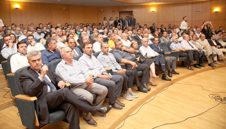 Μεγάλη συμμετοχή είχε η εκδήλωση με τον κ. Σάλλα που πραγματοποιήθηκε στο Επιμελητήριο Ηρακλείου