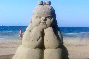 τα γλυπτά από άμμο στην Αμμουδάρα