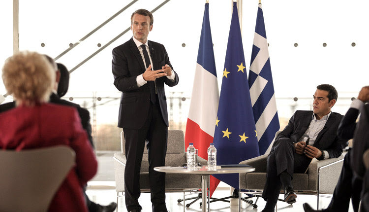 Συνέχεια επενδύσεων στην Ελλάδα υποσχέθηκε ο Μακρόν