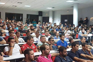 ΕΛΑΙΟΚΑΛΛΙΕΡΓΕΙΑ ΚΑΙ ΠΡΟΒΑΤΟΤΡΟΦΙΑ: «Κατέκλυσαν» τα Χανιά οι νέοι αγρότες