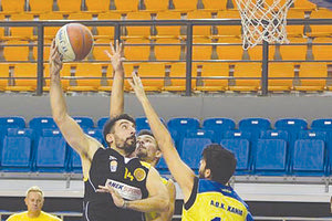 Ο Κομψέλης στο φιλικό Εργοτέλη με τον ΑΟΚ