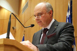 Μανώλης Αλιφιεράκης