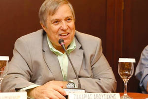 Ο πρόεδρος του ΣΑΤΕ κ. Ζαχ. Αθουσάκης