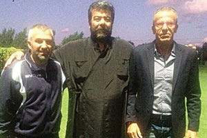 Ο παπά-Ανδρέας Κεφαλογιάννης με τον Ζαφείρη Λατσούδη και τον Σήφη Κορωνάκη