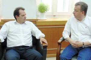 για τα έργα Δέδες - Αρναουτάκης