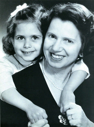 Η Μαρία Ηλιού και η Αντιγόνη Μεταξά