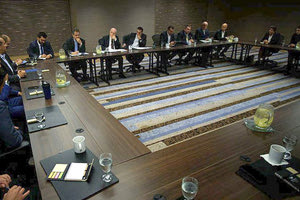 Τσίπρας προς επενδυτές στη Αμερική