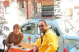 ο Κώστας και η Ντενίζ