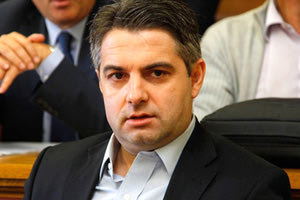 Αποσύρθηκε από την κούρσα ο Οδ. Κωνσταντινόπουλος