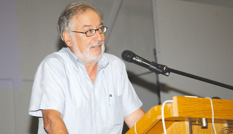 συνταξιούχος. Ο καθηγητής της Σχολής Τεχνολογικών Εφαρμογών του Ιδρύματος, κ. Κώστας Σαββάκης