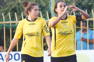 ΓΥΝΑΙΚΕΣ ΕΡΓΟΤΕΛΗ:  Η Ξέρα, πανηγυρίζει το γκολ που πέτυχε
