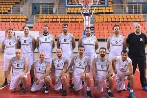 η ομάδα Παλαιμάχων του ΟΦΗ στον τελικό του Παγκρήτιου Εργασιακού τουρνουά