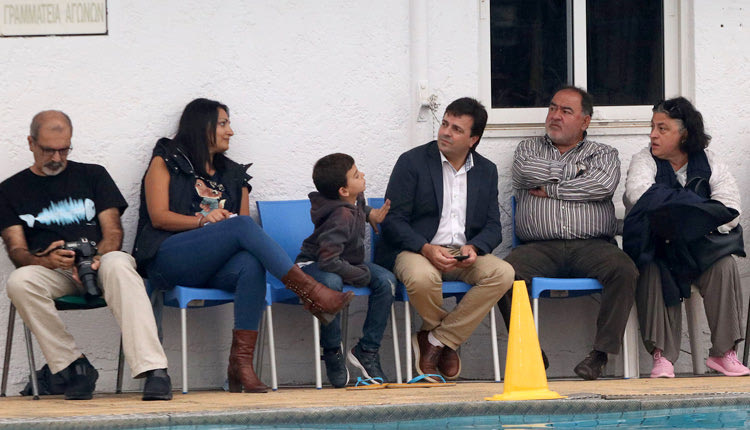 Επίσημοι στο παιχνίδι πόλο του ΟΦΗ