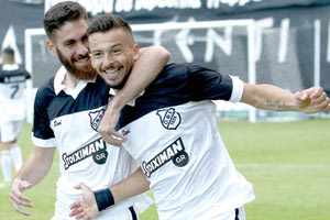 ΟΦΗ: Ο Χαντί  πανηγυρίζει με τον Ποτουρίδη