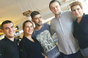 Κορίτσια, ο Λεονάρντο Ντι Κάπριο στο... Μαρίνα!