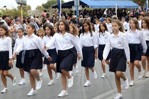 επέτειος του “ΟΧΙ”: μαθητικές  παρελάσεις