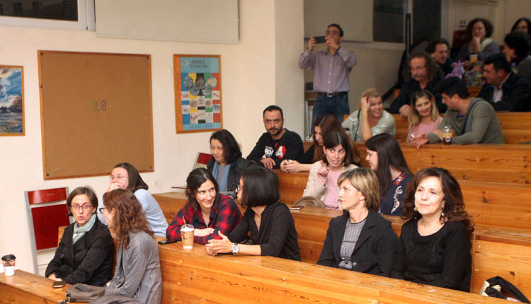 Στιγμιότυπο από την ενημερωτική εκδήλωση για τον παιδικό εμβολιασμό